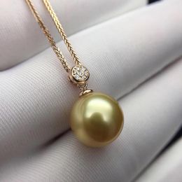 Chains Sinya Real Diamond Southsea Golden Pearl Pendant 18K Gold Necklace Choker Include Au750 For Women Mum Girls GiftChainsChains