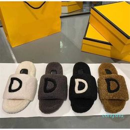 Fur Slippers Designer Slipper Flip Flops Fashion Winter Indoor Wool Soft Fluffy Plush Flat Bottom Outdoor Luxury Casual Ladies Warm