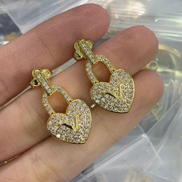 Designer Gold Silver Stud Pearl Heart Earrings Luxury Diamond Lock Designers Earring For Women V Letter Stud Love Hoop Studs Wedding Jewlery