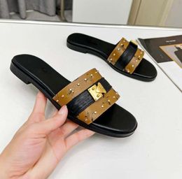 Brand Designer men slippers women ladies Flat platform sandals Rubber slide Floral brocade Gear bottoms flip flops Bee striped Beach causal slipper