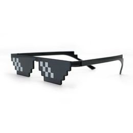 Sunglasses 2022 Design Mosaic Sunglasses Thug Life Sun Funny Glasses Pixel Black Retro Gamer Robot Sunglasses Birthday Party Cosplay Favors G221215