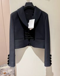 Women's Jackets 2023 European luxury designer designs a small silk wool coat with button