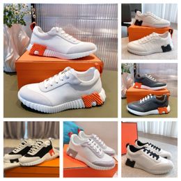 Famous Fashion Men Bouncing Sneaker Shoes Mesh Suede & Leather Trainers Blue Black White Goatskin Light Sole White Casual Walking Shoe Discount Footwear EU38-46