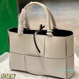 Original Edition Handbags Designer Bag Woven Jodie Tote One 22 Large Lattice Shopping Leather Women'