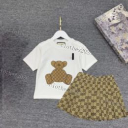 2023 Kleidungssets Baby Mädchen Designer-Kleideranzüge Kinder Luxus-Kleidungssets Mädchenrock Klassische Kinderkleidungssets Briefkleidung Langarmanzüge