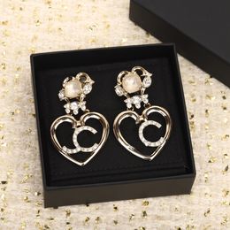 2023 Luxury quality Charm drop earring heart shape design have box stamp flower design in 18k gold plated PS3346