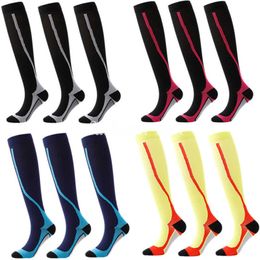 5PC Socks Hosiery 3 Pairs Bulk Sales Compression Cycling Socks Breathable Men And Women Sports Football Basketball Running Men Compression Socks Z0221