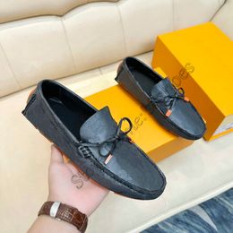 2023 Luxury breathable Mens New Loafers Drive shoes business Casual Dress Wedding Shoes Doug dress Gentleman shoes