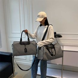 Duffel Bags Large Houndstooth Women's Travel Bag Organiser Sports Gym Bag Weekend Duffle Handbag Shoulder Crossbody Bags Packing Cubes Totes 230223