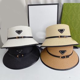 Women Designer Straw Cap Flat Top Hats Beach Bucket Hat for Men Luxury Unisex Fitted Caps P Sun Visor Casquette Cappelli Belt Buckle