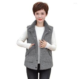 Women's Vests Double-sided Vest Women 2023 Autumn Winter Middle-aged Female Woollen Waistcoat Femme Lambswool Sleeveless Coat Plus Size 5XLD