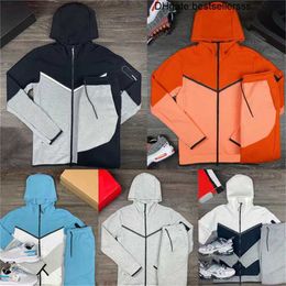 Mens Sports tracksuit print Hoodie Space Cotton Jacket sweat suits designers coats HighQuality Sweatshirt Man Casual Pants Running YIIW