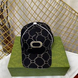 Дизайнерская бейсболка Роскошная кепка с фуражкой марки Четыре сезона, регулируемая мода, спорт, гольф, досуг, солнцезащитные кепки, модный купол, пара, подарочная коробка, хорошо, хорошо, вперед