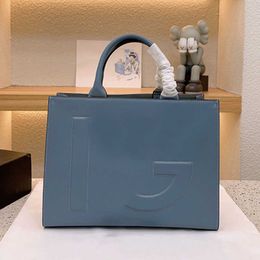 Designer Totes Women Fashion Tote Bag Plain Handbag Shop Large Thread Purse Leather Claic Letter Relief Double Handle Pouch Hand bags 2023 top quality0PXR