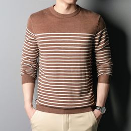 Men's TShirts Men Spring Autumn Knit Striped Sweater Streetwear Fashion Male Clothes Pullover Bottoming Long Sleeve Round Neck Slim Casual Top 230223