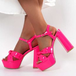 Sandálias sexy verão mulheres 2023 plataforma grossa saltos altos tiras de tornozelo preto rosa partido branco de escritório sapatos de dança designer y2302
