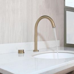 Bathroom Sink Faucets YANKSMART Basin Faucet Brushed Nickel Finish Mixer Water Tap Deck Mounted And Cold Spray Spout