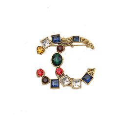 Designer brooch Luxury Multicolor Pin brooches Fashion Jewellery Girl Crytal Rhinestone diamond brooch Premium gift Couple family wedding party Accessories