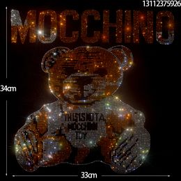 2023 super flash cute hot drawing bear heavy industry hot drill pattern clothing accessories factory