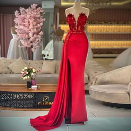 Red Beaded Mermaid Prom Dresses Plunging Neckline Feathers Evening Gowns Side Split Sweep Train Satin Overskirt Formal Dress