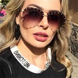 Sunglasses Rivet Oval Sunglasses Women Fashion Glasses Oversized Brand Designer Shades Metal Retro Vintage Gradient Eyewear G230223