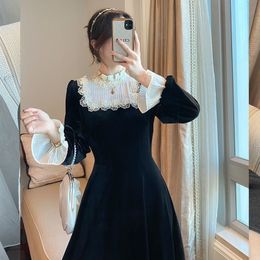 Casual Dresses French Retro Black Midi Women Elegant Korean Autumn SLim Lace Evening Party Velvet Female Cute 230223