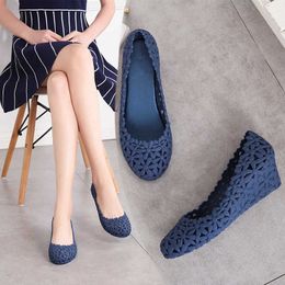 Sandals ZZPOHE Summer Fashion Sandals Woman soft large size Flip Flops sandals casual comfortable women's shoes mid heels wedges sandals Z0224