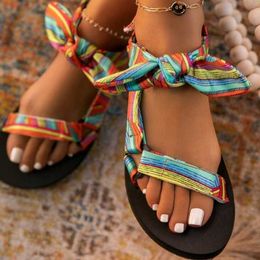 Sandalen 2022 Sommer Neue Frauen Sandalen große Strandbuge weibliche Außenfarbe wilde Farbe MS Slipper Schuhe für Y2302