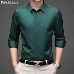 Men's Casual Shirts Green Mens Dress Shirts Brand Superfine Long Sleeve Shirt Men Slim Fit Elastic Breathable Non-Iron Quality Shirt Male 230225