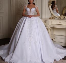 Luxury Ball Gown Wedding Dresses V Neck Sleeveless Straps Sequins 3D Lace Appliques Floor Length Beaded Sparkly Ruffles Formal Dresses Gowns Bridal Gowns Plus Size