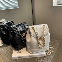 Luxury Petits sacs féminins 67% de réduction sur le sac d'épaule femelle de la chaîne d'hiver automne