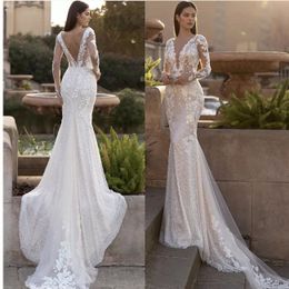 Luxury Lace Appliciques paljetter sj￶jungfru br￶llopskl￤nning V-ringning l￥ng￤rmad backles svep t￥g brud kl￤nning anpassad vestidos de noiva bes121