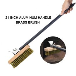 Baking Moulds PizzAtHome Pizza Oven Copper Brush Bristle Brass Scraper Household Grill Cleaning Oven Brush with 21 inch Aluminium Handle 230224