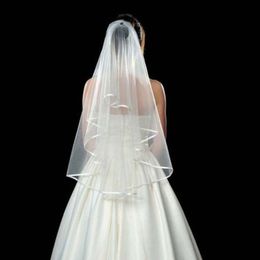 New Bridal Veils Wedding Accessories White/Ivory Fashion Ribbon Edge Short Two Layer Bridal Veil With Comb High Quality