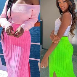 Skirts 2023 Model Po Shoot Ins European And American Women's Clothing Fluorescent Colour Big Pit Stripe Sheath Slit Knitted Skirt