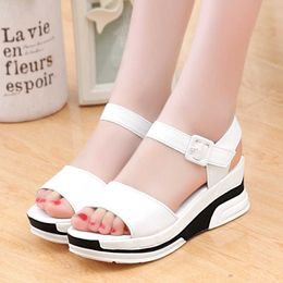 Sandals 2022 Summer shoes woman Platform Sandals Women Soft Leather Casual Open Toe Gladiator wedges Trifle Mujer Women Shoes Flats Z0224