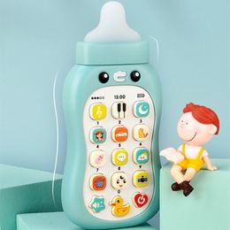 Walkie Talkies Emzik Simülasyon Müzik Cep Telefon Oyuncaklar Bebek Şişesi Yumuşak Teether Bez Bebek Erken Eğitim Erkek Kız Oyuncak 0-1 Yıl 230225