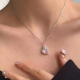 Pendant Necklaces 2023 INS Irregular Pink Zircon Heart-shaped Necklace For Wome Fine Jewelry Wedding Party Birthday Gift Collares