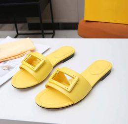 Top Quality Designer Luxury Womens Slippers Ladies Summer Leather Slides Brand Letters Sandals Comfortable Fuzzy Girl Flip Flop Slipper