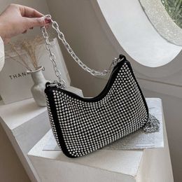 Totes Light Luxury Bright Diamond Underarm Bags For Women 2023 Chains Design Shoulder Messenger French Lady Handbag Y2302