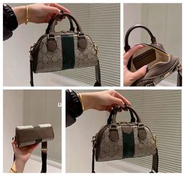 Women Shoulder Bag Classic Tote Fashion PU Leather Superior Quality Outdoor Handbag Zipper Crossbody Bags