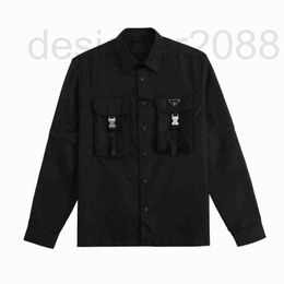 Men's Jackets Designer Hot Selling ss Autumn and Winter New Couple Removable Sleeve Pocket Splicing Tooling Functional Shirt Coat Men Women jacket IV08