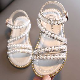 Sandals Girls Sandals Rhinestone Pearl Sandal Summer Shoes Kids Designer Shoes Childrens Sandals Open Toe Soft Shoes 2022 Luxury Brand Z0225