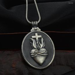 Pendant Necklaces Christian Jesus Sacred Heart Medal Round Cross Necklace Men's Catholic Religious Chain