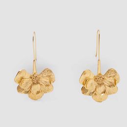 Charm ZA Earring Female Fashion Gold Metal Flower Dangle Earrings For Women Simple Design Long Statement Drop Earring Party Jewellery G230225