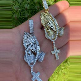 Chains Wholesale 18K Gold Plated Hip Hop Jewellery Micro Paved Cz Pray Hand Cross Charm Pendant Necklaces With Rope Chain For Men BoyChains Ch