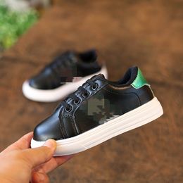 En Turuncu Ayılar Çocuklar Sneakers Ayakkabı Düşük Bebek Tenis Sneakers Kırmızı Siyah Oyuncak Erkek Kız Çocuk Koşu Eğitmenleri