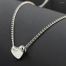Pendant Necklaces 2023 Pearl Retro Simple Little Peach Heart Necklace For Women Trend Female Jewellery