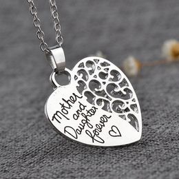 Mothers Day Mother and Daughter Letters Heart Pendants Designer Necklace Woman South American Silver Plated Pendant Necklaces Chain Jewellery Chokers Mom Gift