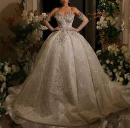 Luxury Ball Gown Wedding Dresses Sleeveless Bateau Sequins Appliques Beaded 3D Lace Ruffles Diamond Pearls Bridal Gowns Plus Size Custom Made Vestido de novia